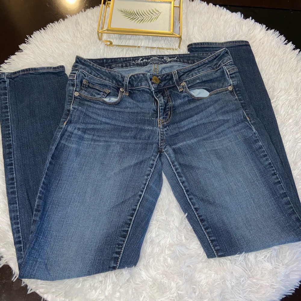 American Eagle straight leg jeans Size 8 Short
